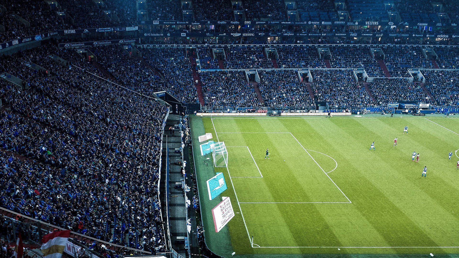 逆境重生：队伍在绝境中转危为安的故事，逆境重重